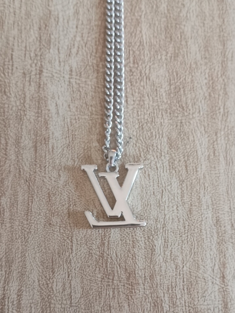 LV Silver Logo Necklace - Picture 3 of 3